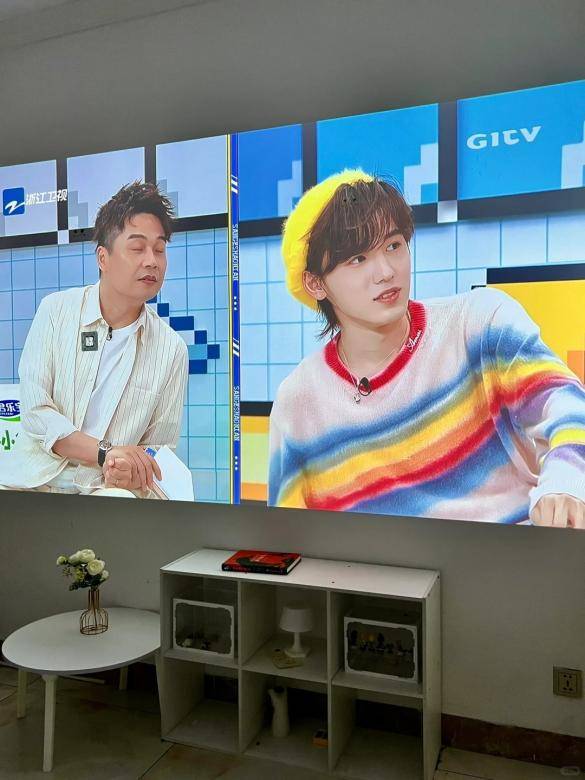 ：当贝X5S Pro超高人气实力稳居榜首尊龙AG网站家用4K投影仪销量排行榜最新(图4)